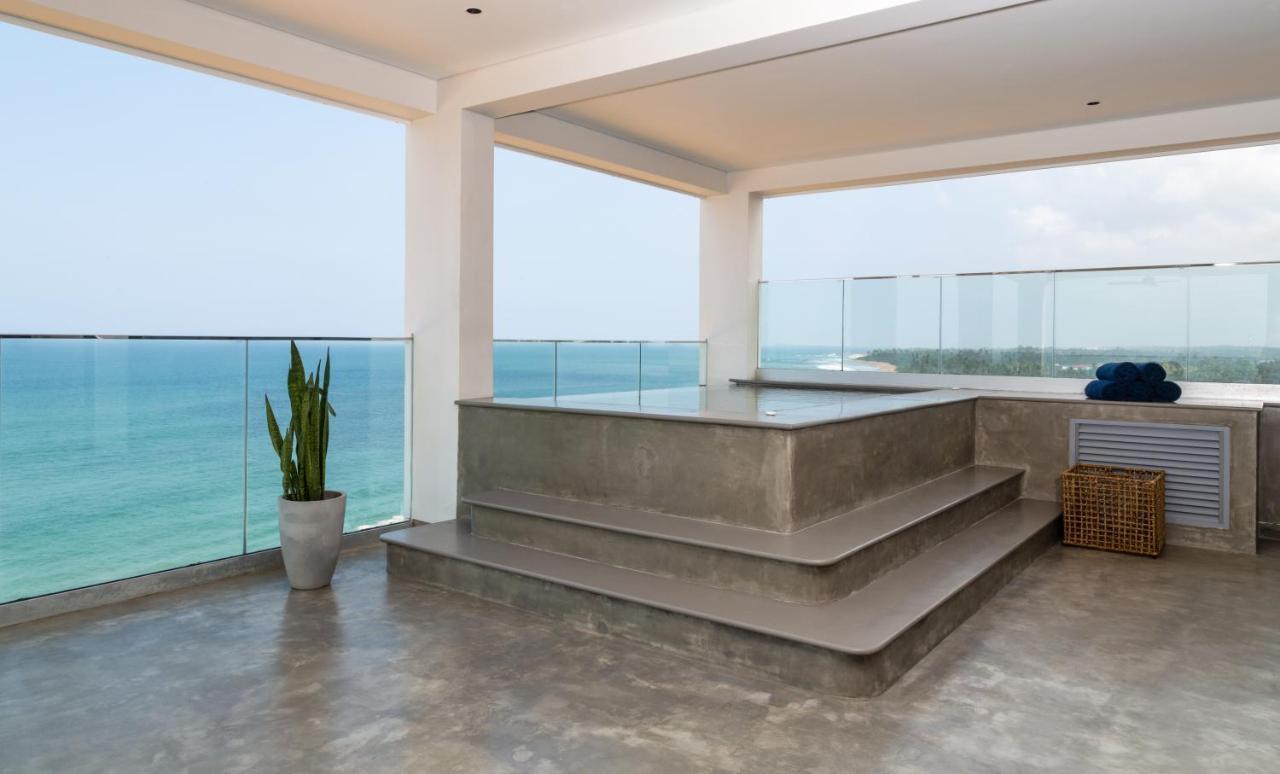Crystal Sands Hikkaduwa Exterior photo